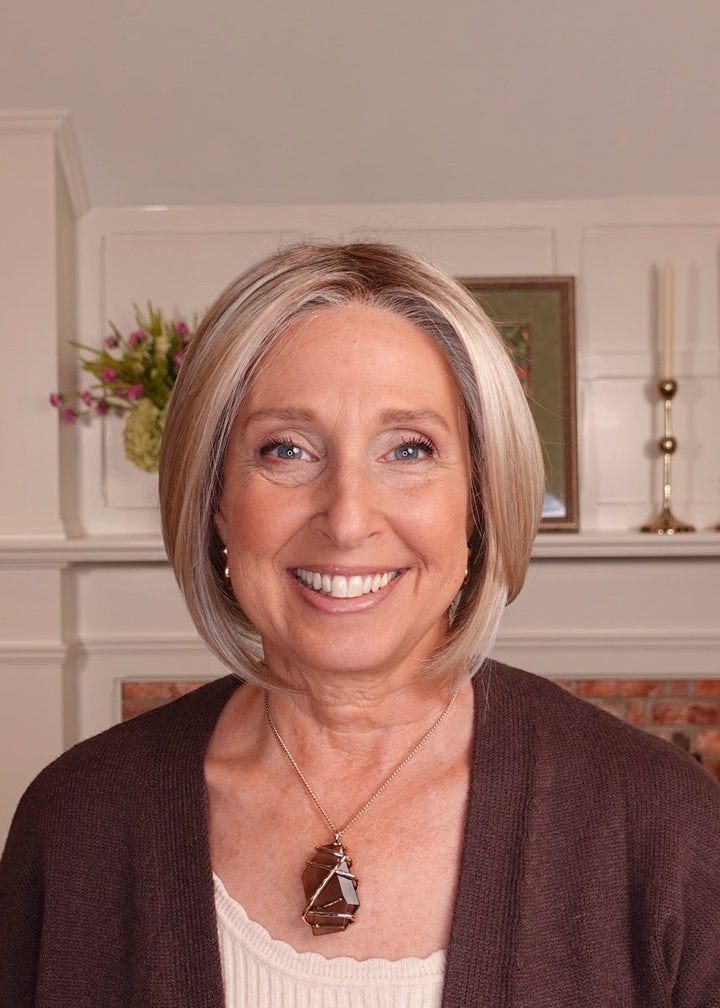 Frannie wearing Ayumi in Sandy Cream Blond-R