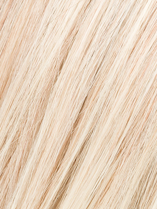 Champagne Rooted 22.16.26 | Light Neutral Blonde and Medium Blonde with Light Golden Blonde Blend and Shaded Roots