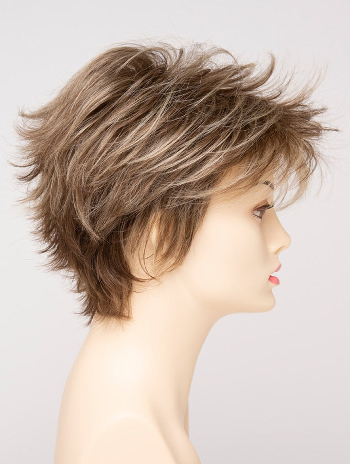 Almond Breeze | 18/22 | Cool dark Blonde with Highlights