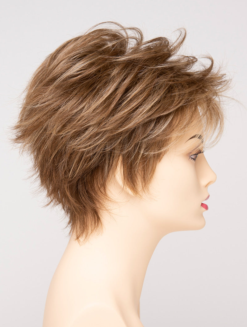 Dark Blonde | 16/23 | Neutral Dark Blonde with Highlights