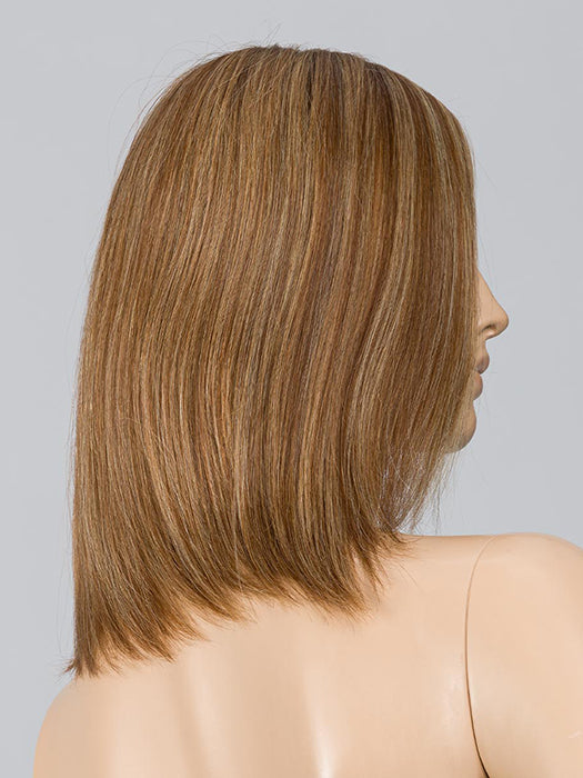 Tobacco Rooted 27.12.26 | Dark Strawberry Blonde, Lightest Brown, And Light Golden Blonde Blend With Shaded Roots