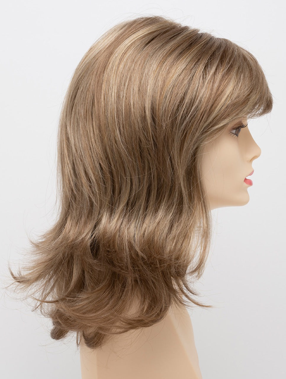 Dark Blonde | 16/23 | Neutral Dark Blonde with Highlights