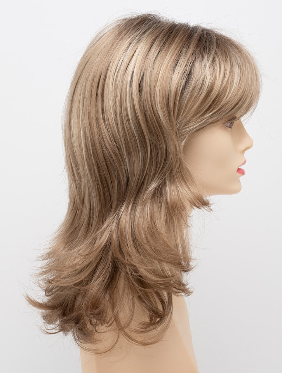 Sparkling Champagne | 26/23/14 R8 | Rooted Neutral Light Blonde