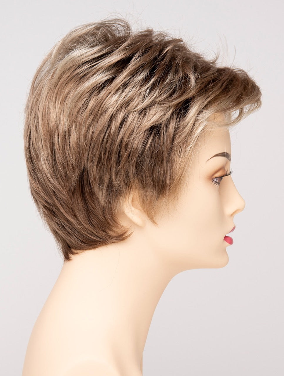 Sparkling Champagne | 26/23/14 R8 | Rooted Neutral Light Blonde