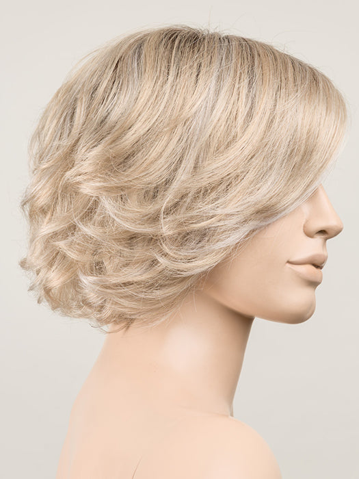 Champagne Rooted 22.26.25 | Light Neutral Blonde And Light/Lightest Golden Blonde Blend And Shaded Roots