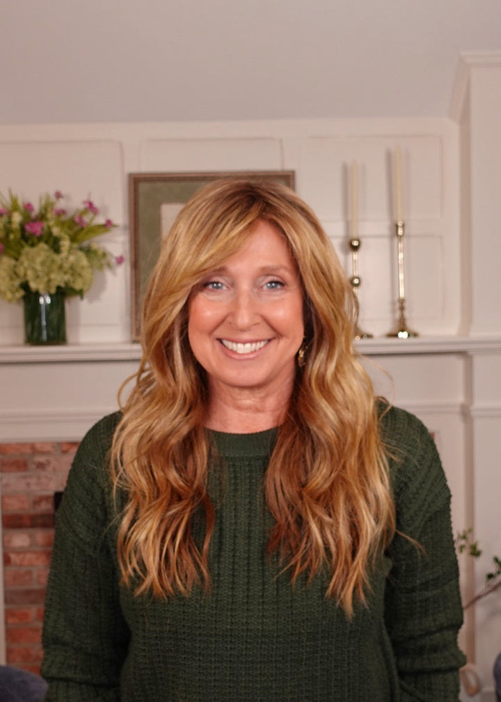 Frannie wearing Posh Wavez in Bronzed Honey-R