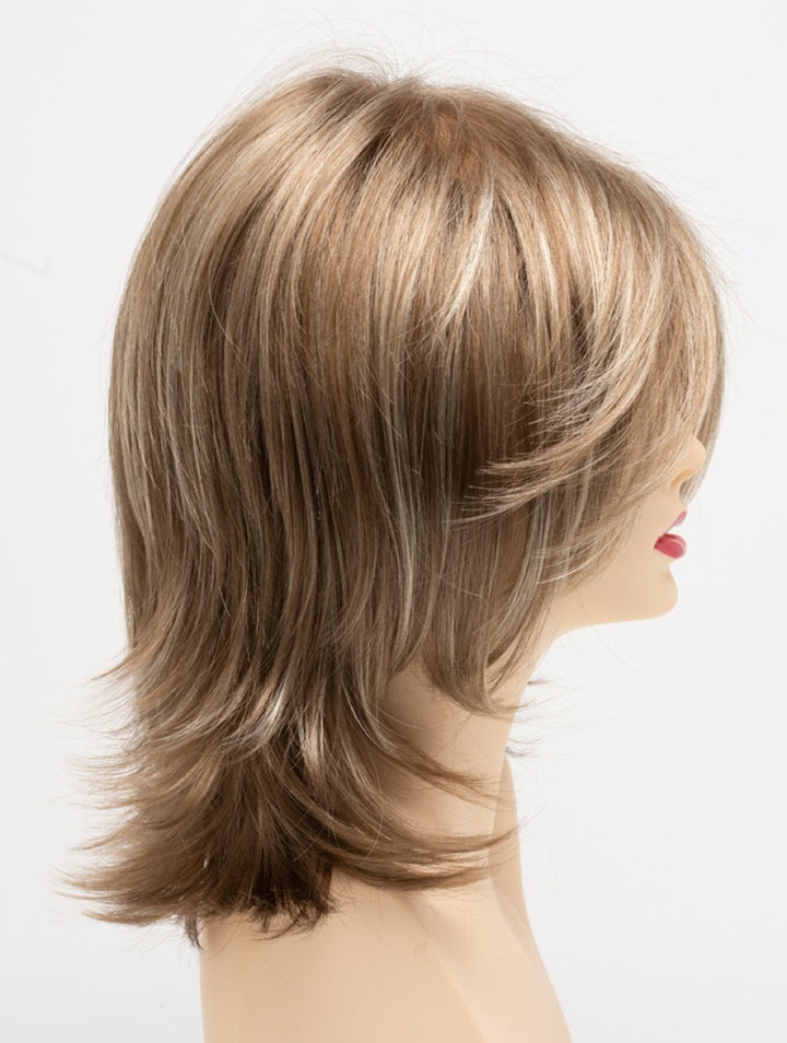 Almond Breeze | 18/22 | Cool dark Blonde with Highlights