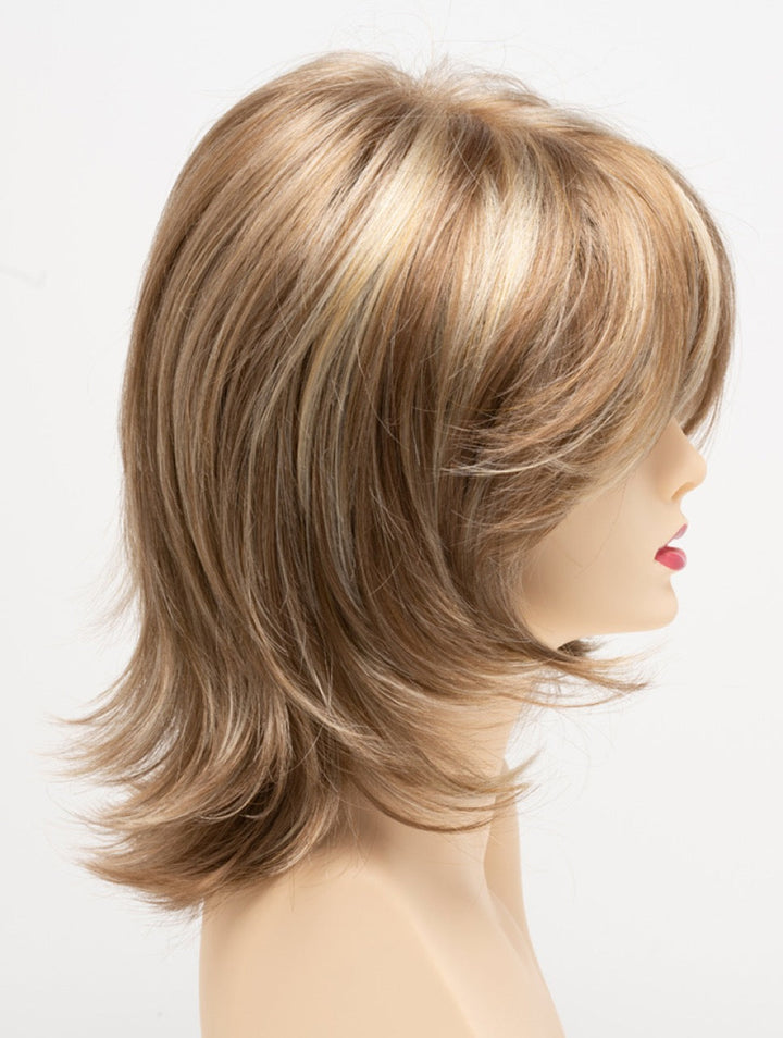 Dark Blonde | 16/23 | Neutral Dark Blonde with Highlights