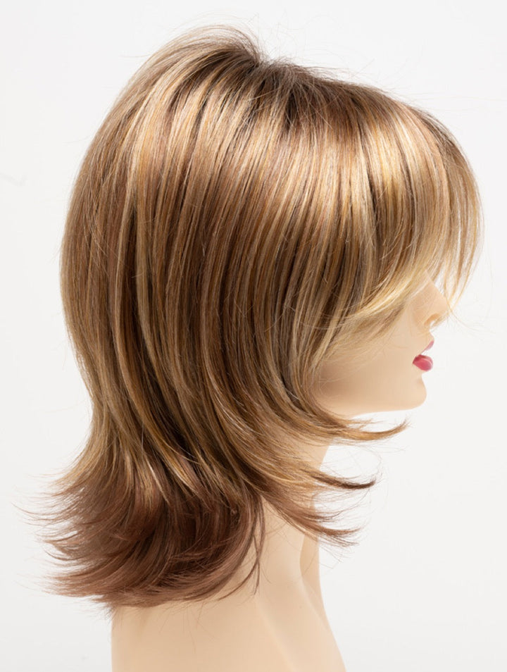 Golden Nutmeg | 27/26/23 R8 | 3-Tone blend of a Cinnamon Brown Base, Chocolate, Brown Roots, and Golden Blonde highlights