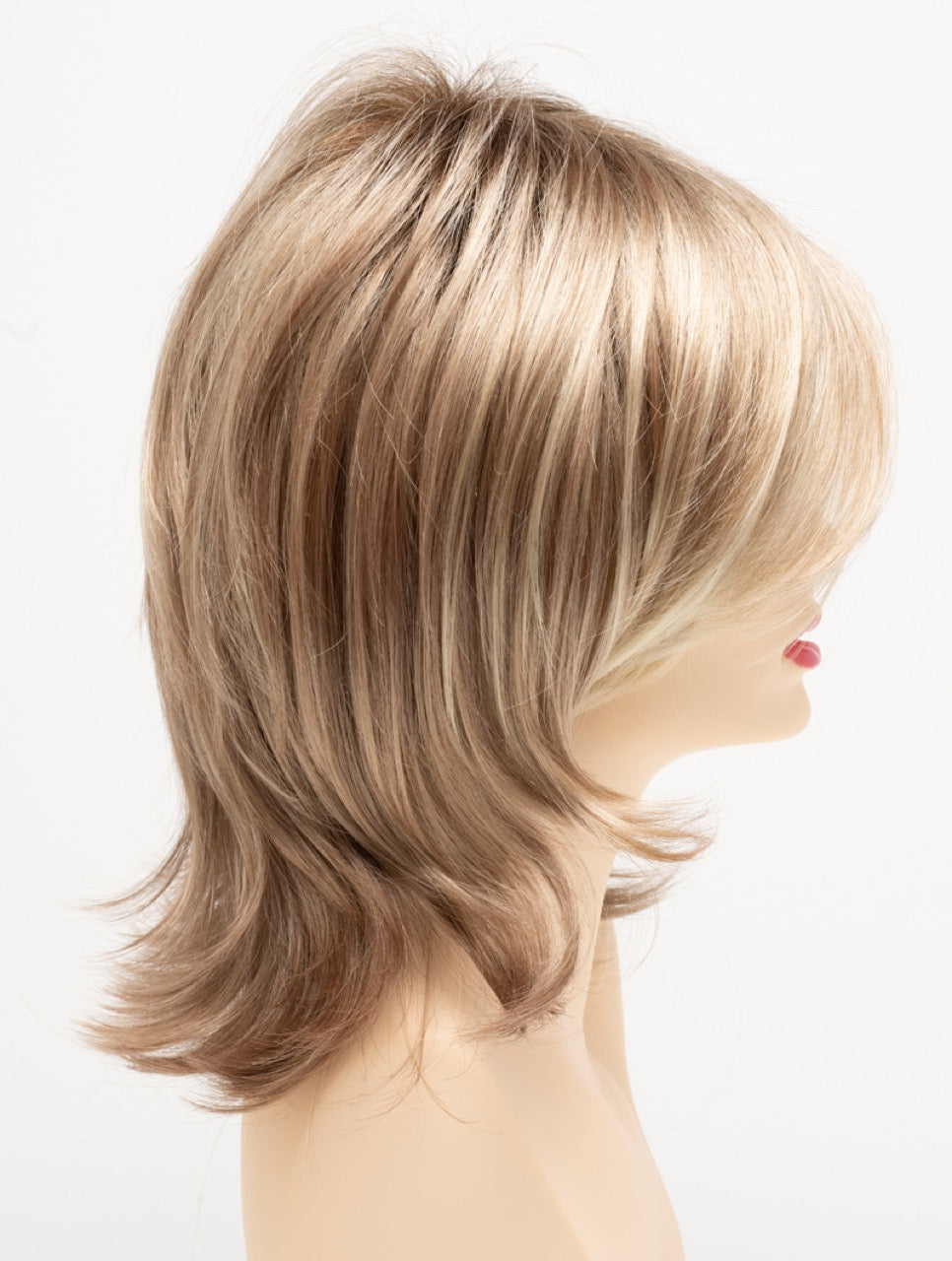Sparkling Champagne | 26/23/14 R8 | Rooted Neutral Light Blonde