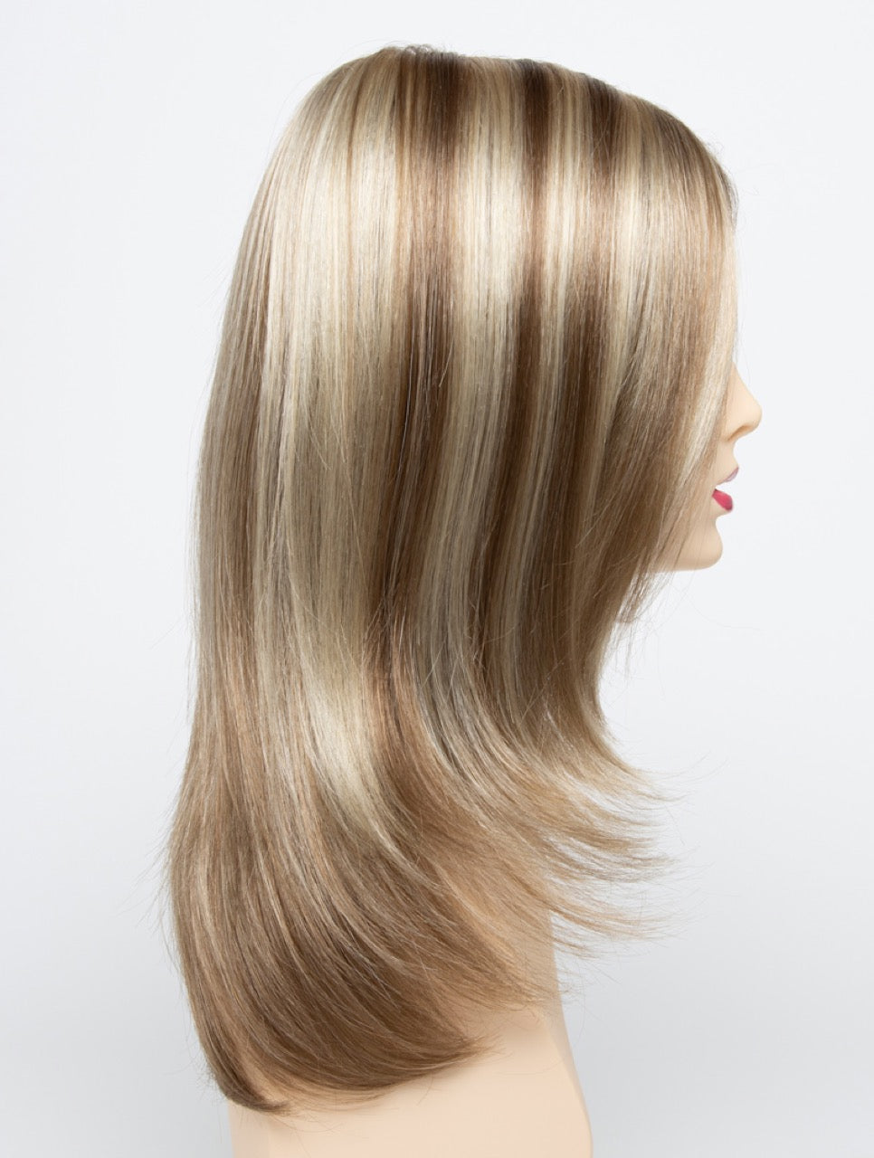 Dark Blonde | 16/23 | Neutral Dark Blonde with Highlights