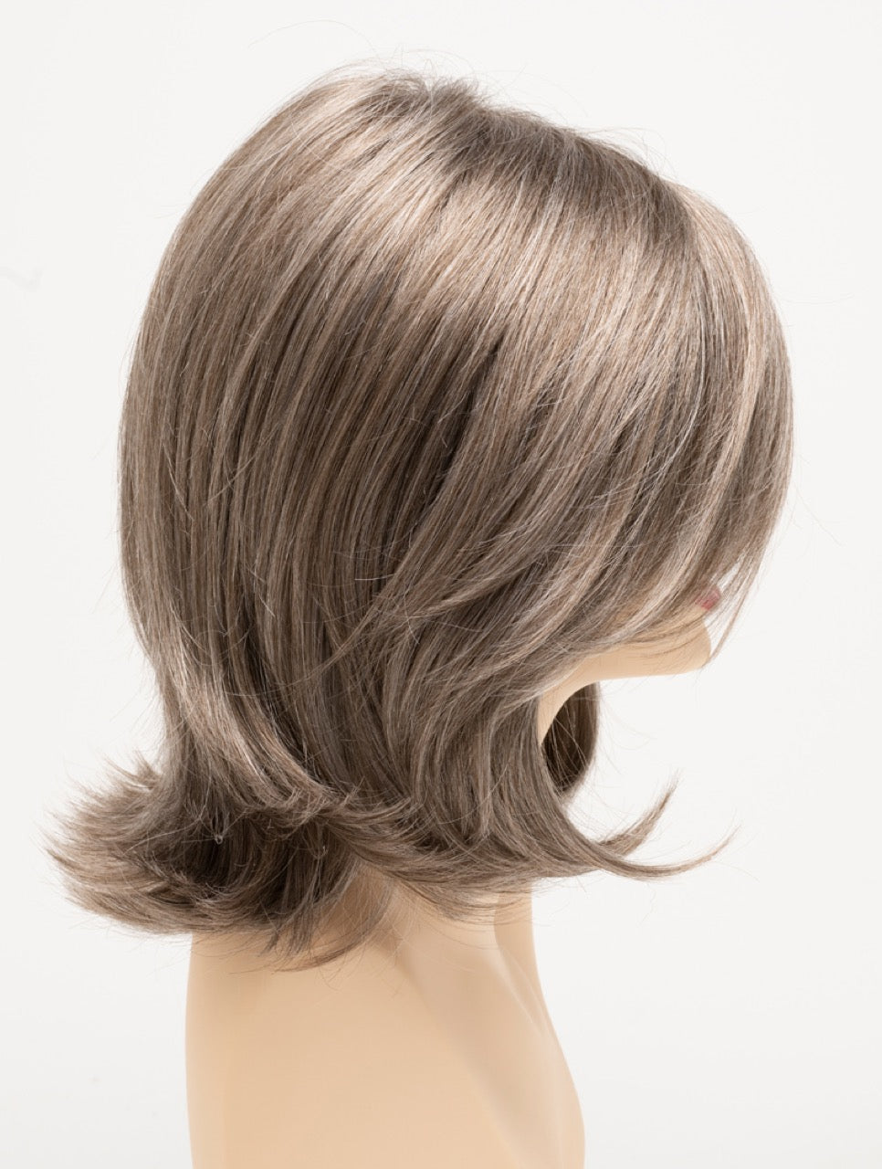 Almond Breeze | 18/22 | Cool dark Blonde with Highlights