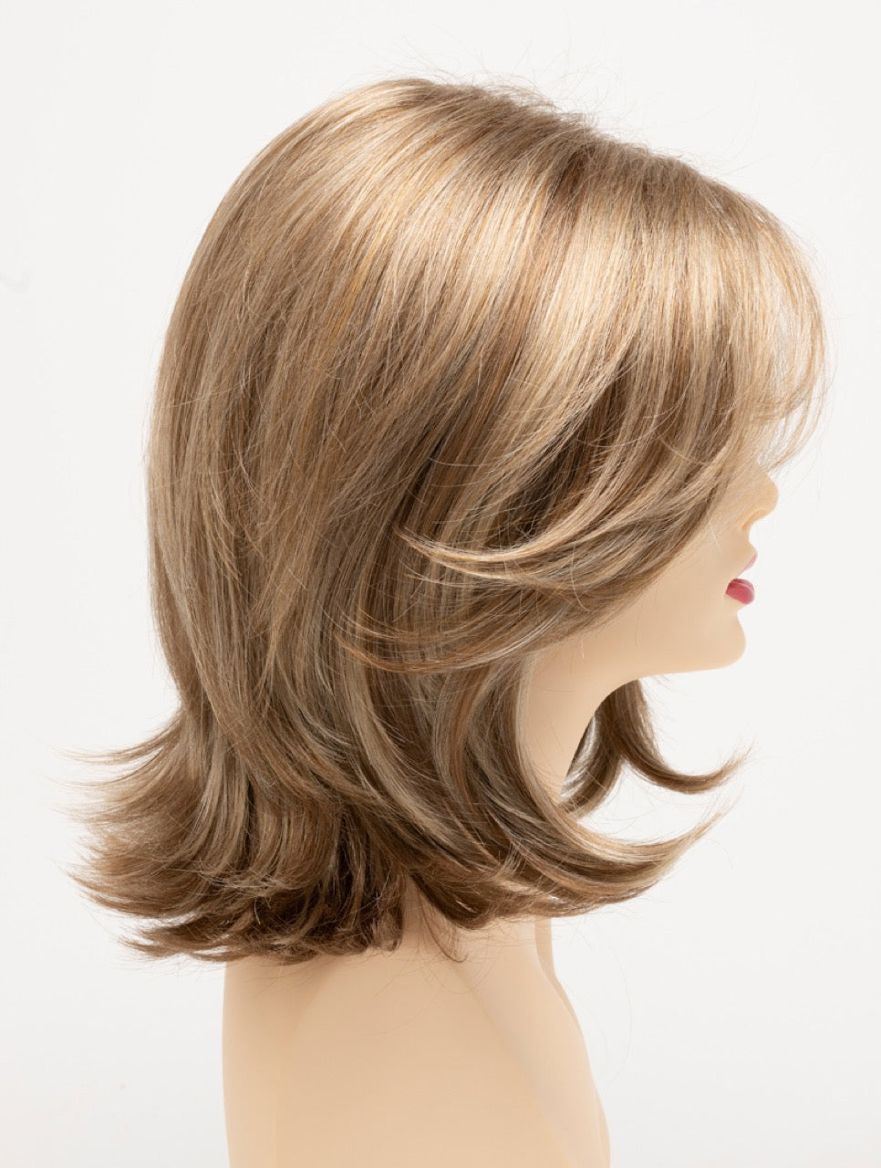 Dark Blonde | 16/23 | Neutral Dark Blonde with Highlights