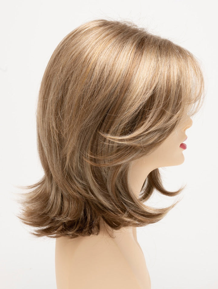 Dark Blonde | 16/23 | Neutral Dark Blonde with Highlights