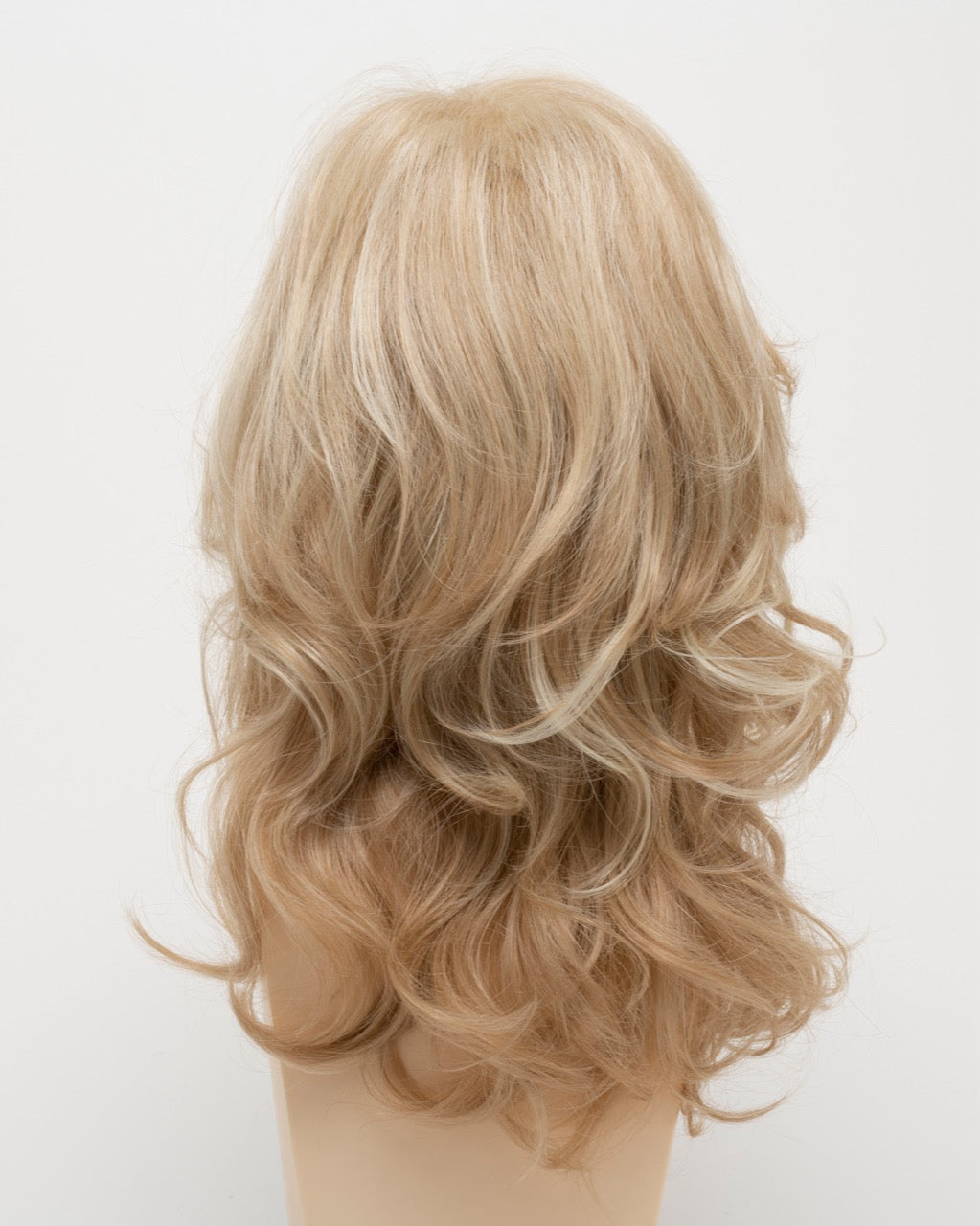 Selena in Medium Blonde