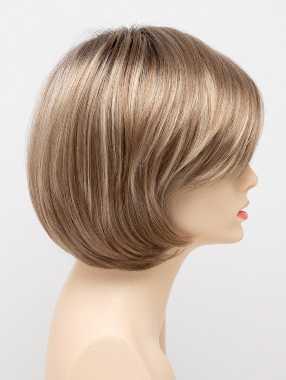 Sparkling Champagne | 26/23/14 R8 | Rooted Neutral Light Blonde
