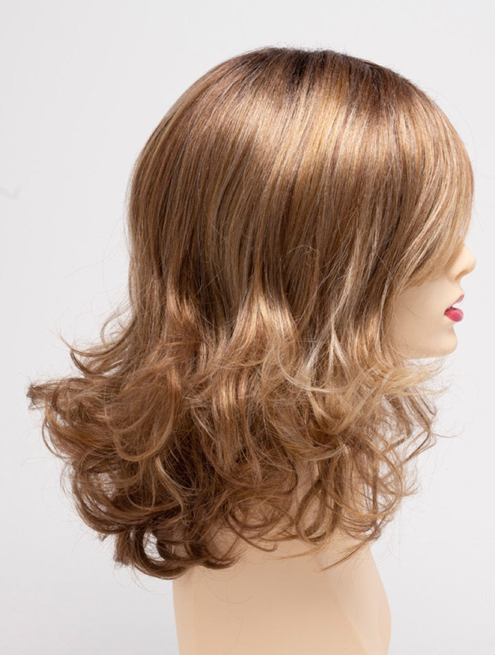Golden Nutmeg | 27/26/23 R8 | 3-Tone blend of a Cinnamon Brown Base, Chocolate, Brown Roots, and Golden Blonde highlights