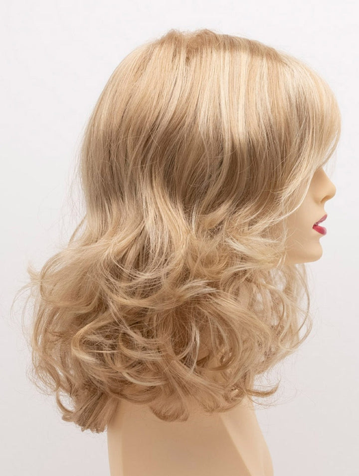 Medium Blonde | 26/23 | Sandy Blonde