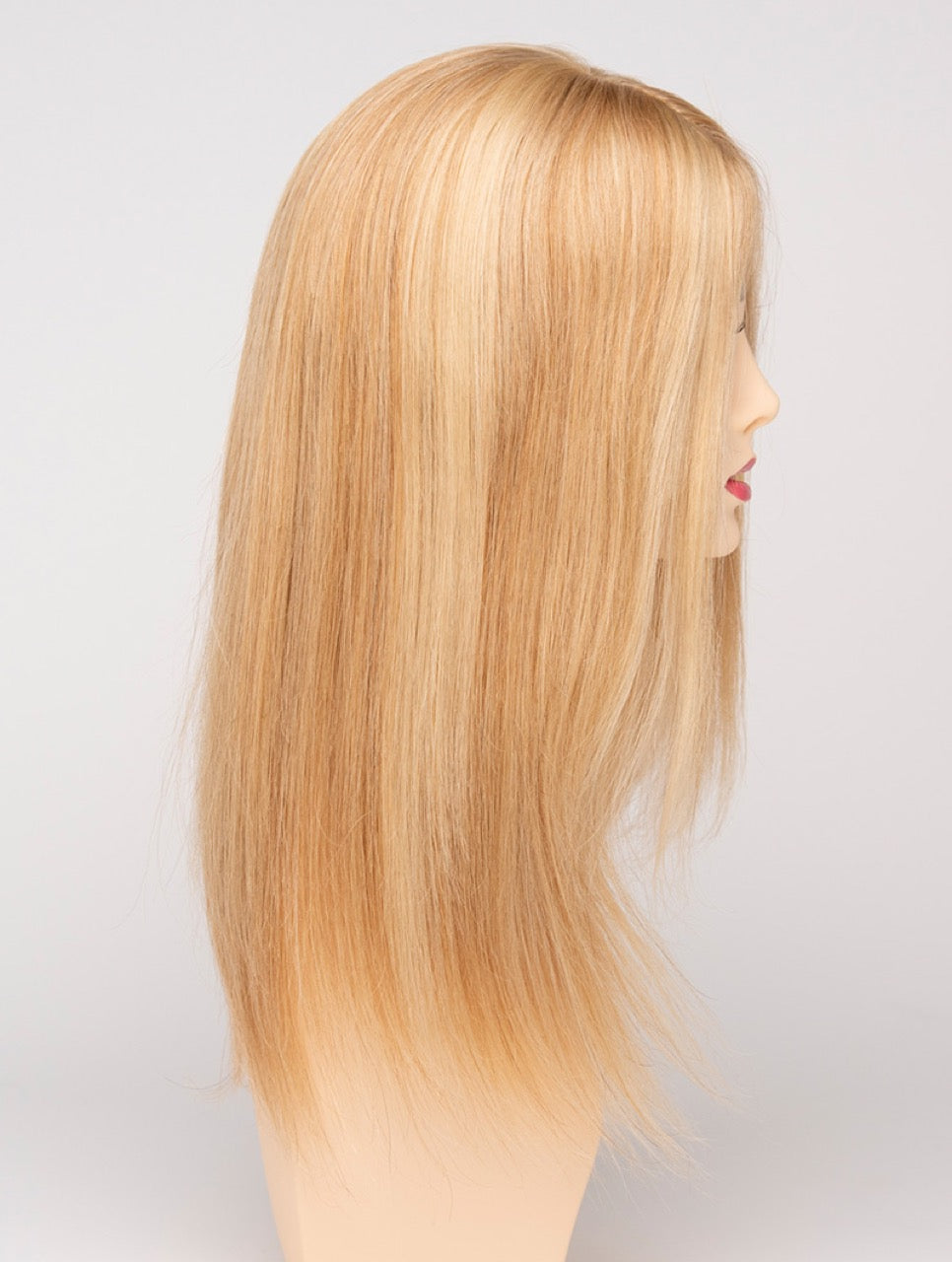 Medium Blonde | 26/23 | Sandy Blonde