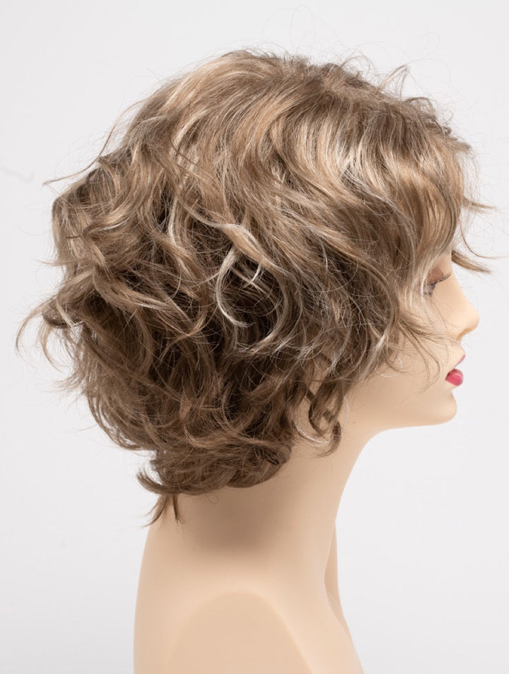 Almond Breeze | 18/22 | Cool dark Blonde with Highlights