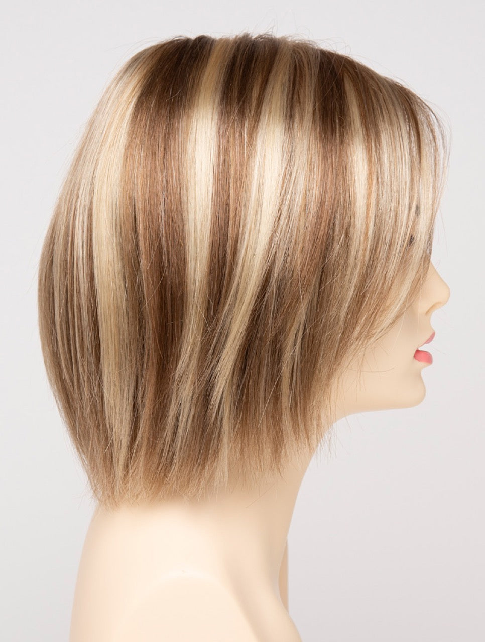 Dark Blonde | 16/23 | Neutral Dark Blonde with Highlights