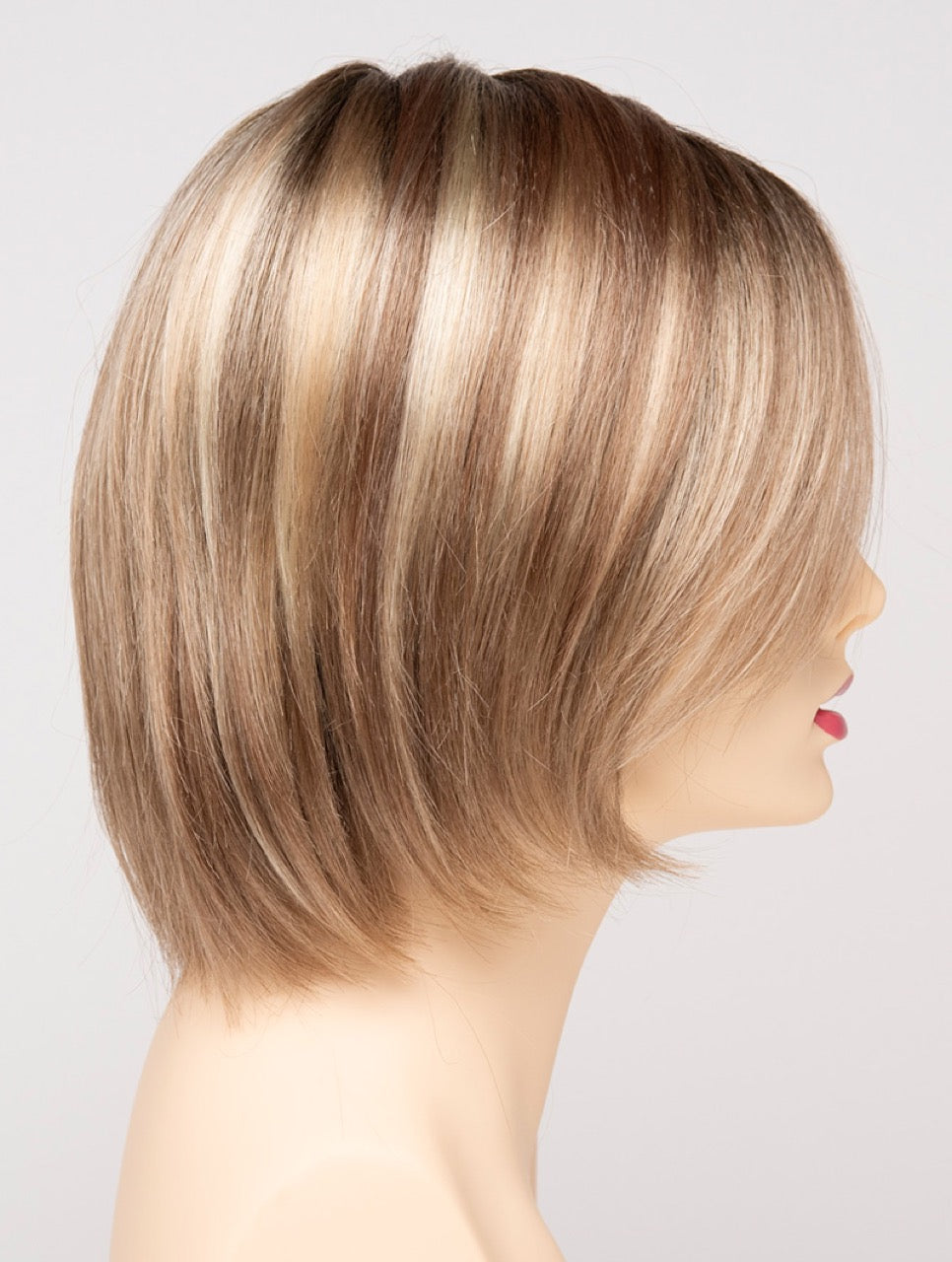 Sparkling Champagne | 26/23/14 R8 | Rooted Neutral Light Blonde