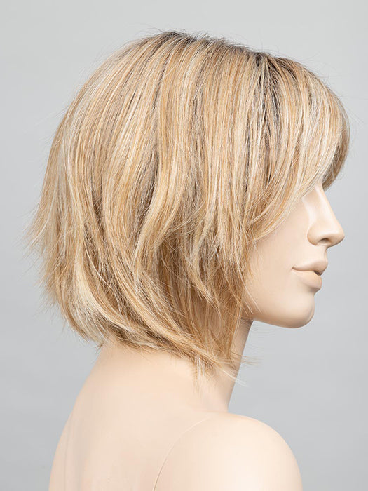 Sahara Beige Rooted 26.20.25 | Light Golden Blonde, Light Strawberry Blonde, And Lightest Golden Blonde Blend With Shaded Roots