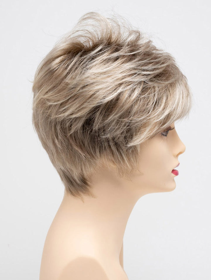 Champagne Shadow | 14/613 R8 | Rooted Pale Golden Blonde