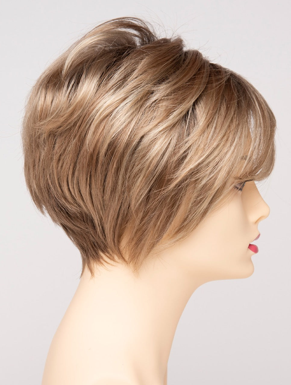 Sparkling Champagne | 26/23/14 R8 | Rooted Neutral Light Blonde