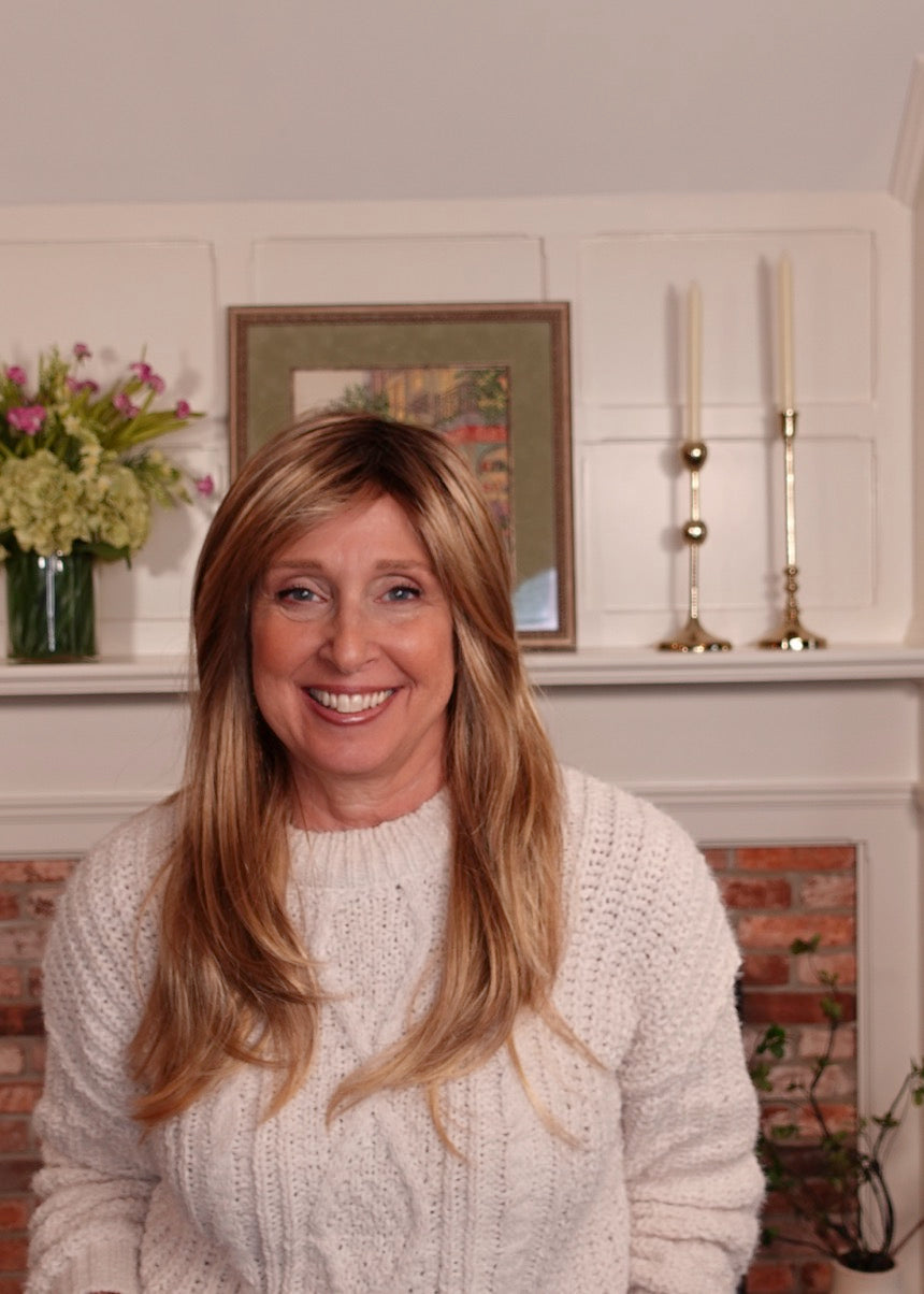 Frannie wearing Bennett in Rooted Malibu