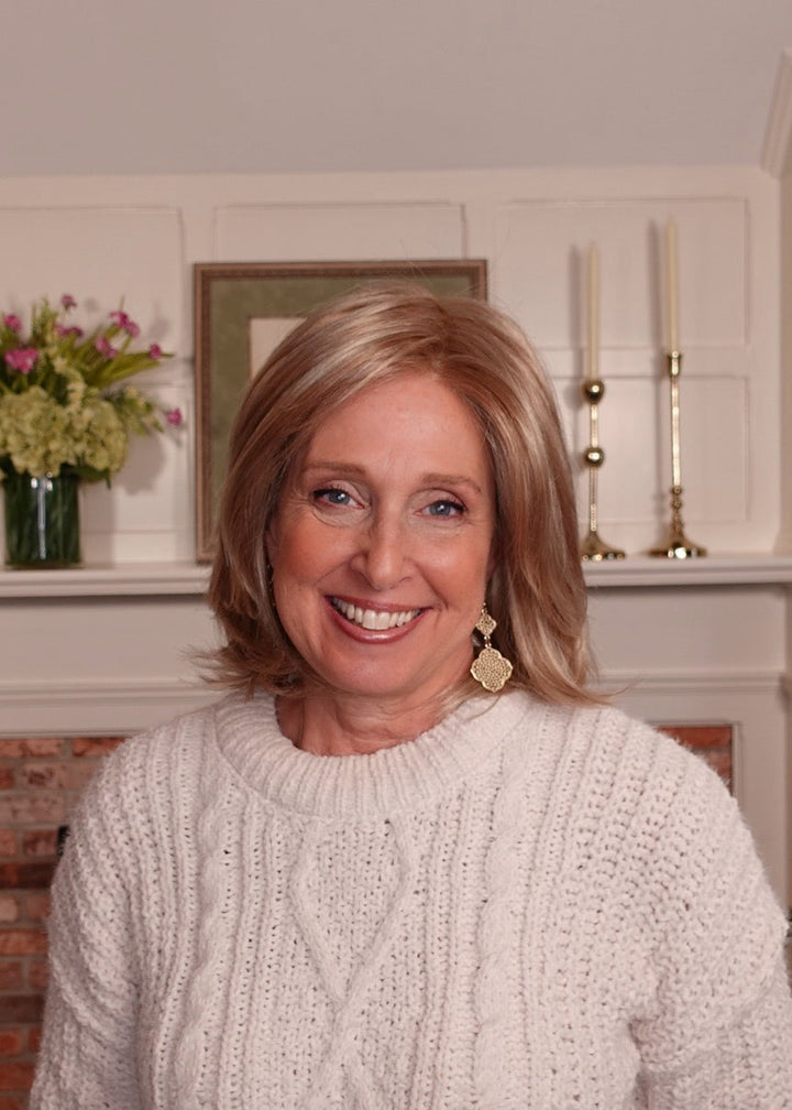 Frannie wearing Dylan in Iced Champagne