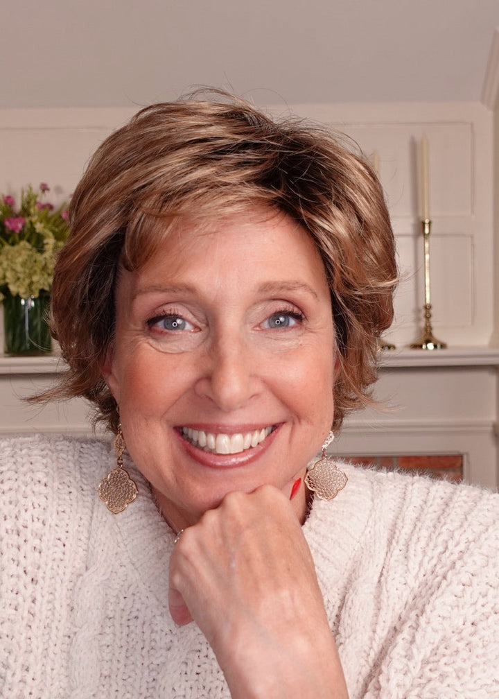 Frannie wearing Kenzie in Maui Gold