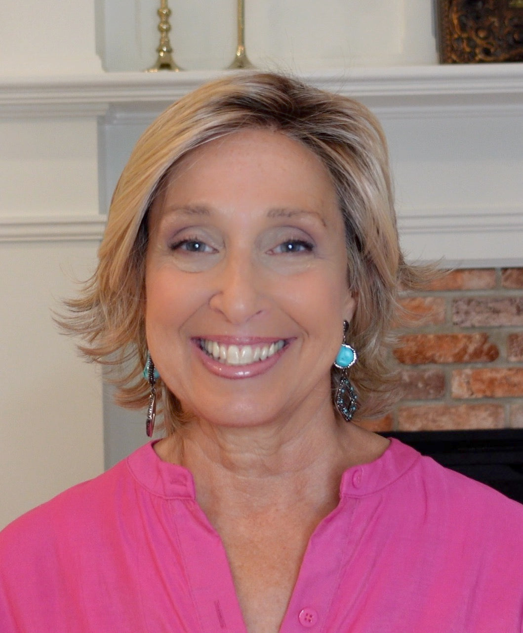 Frannie wearing Torino in Raw Sugar Blonde-R