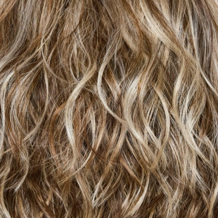 Tres Chocolate-R | 4/8/1001/S8 | Carefully placed white, medium, and dark chocolate tones completed with a dark brown root. This color is perfect for both blond and brown enthusiasts.