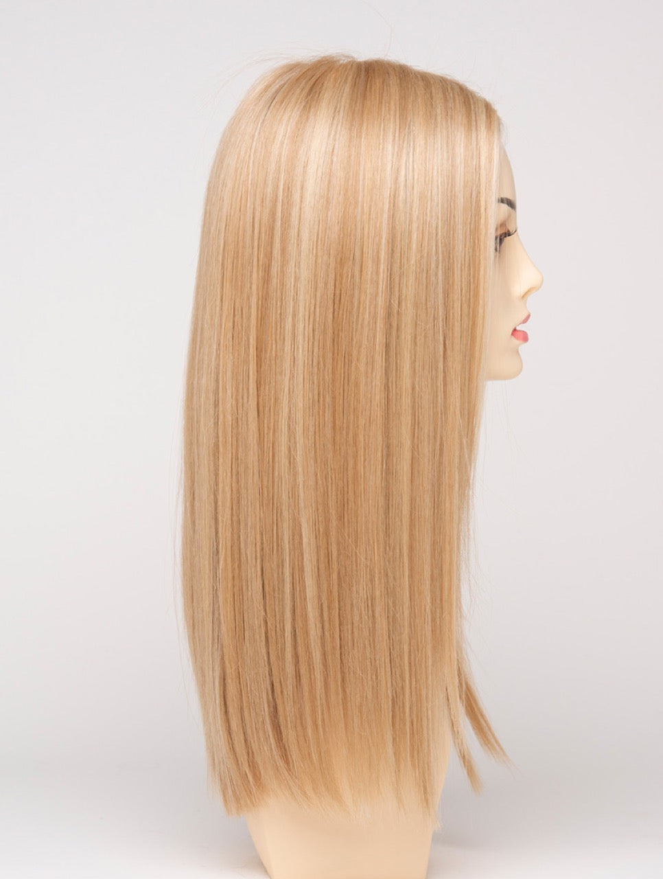 Medium Blonde | 26/23 | Sandy Blonde
