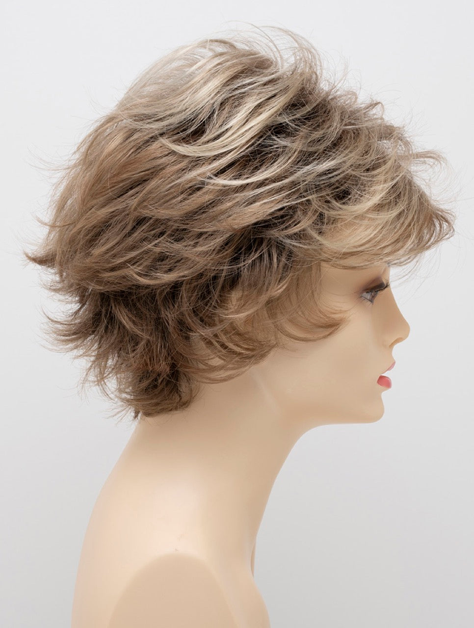 Sparkling Champagne | 26/23/14 R8 | Rooted Neutral Light Blonde