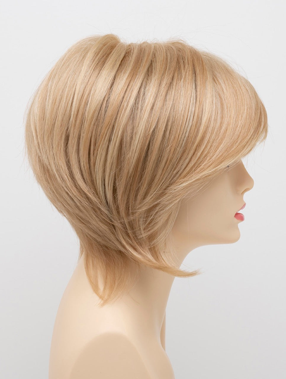 Medium Blonde | 26/23 | Sandy Blonde