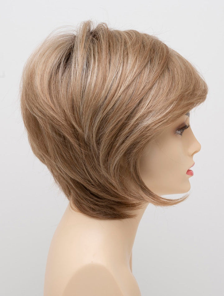 Sparkling Champagne | 26/23/14 R8 | Rooted Neutral Light Blonde