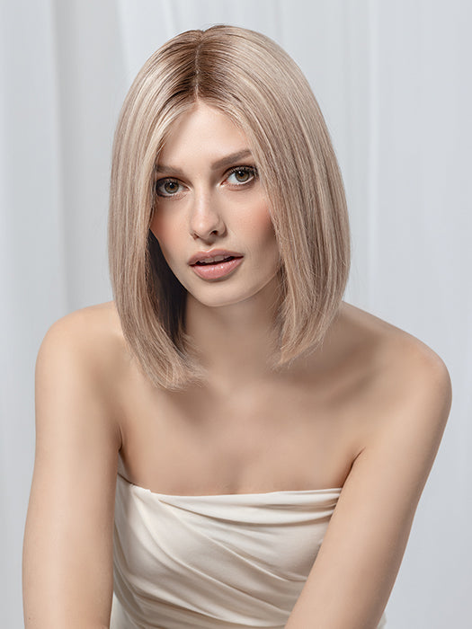 Beige Multi Frosted 15.49.18 | Light Ash Blonde and Medium Ash Blonde With Grey Blend and Dark Neutral Blonde With a Soft Matte Finish