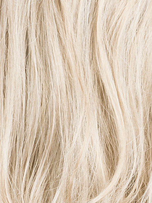 CHAMPAGNE ROOTED 22.25.16 | Light Beige Blonde, Medium Honey Blonde, and Platinum Blonde Blend with Dark Roots